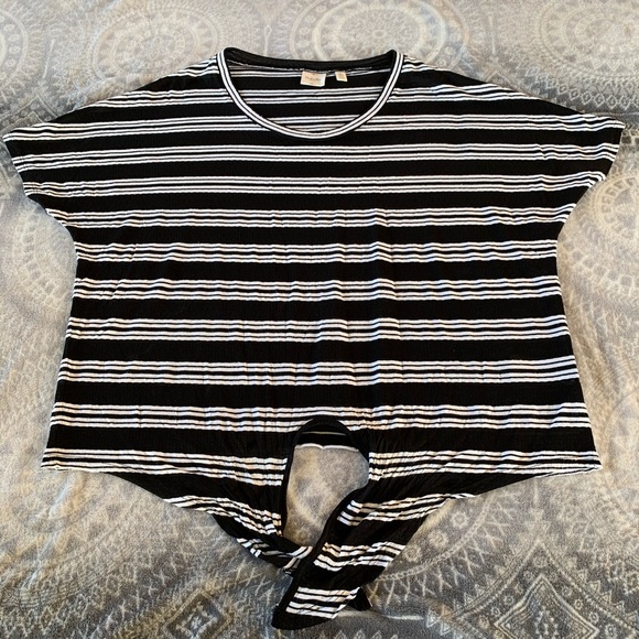 Rafalla Sport top black and white - Picture 3 of 7